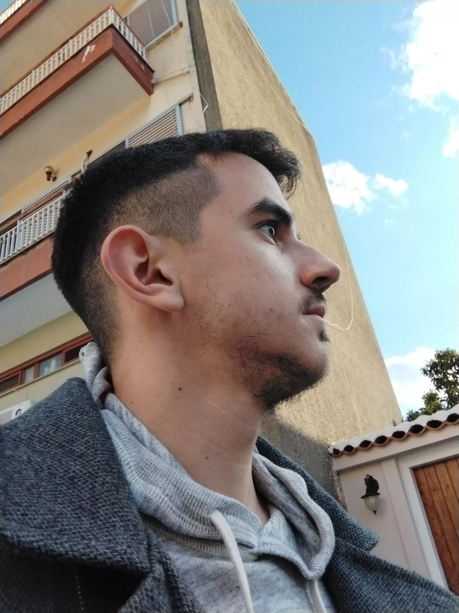 As someone with body dysmorphia, I can say that I absolutely like the way I look. It's a freeing feeling to me, something really bizzare and distant but it's true. It DOES get better, never give up :) XDXD