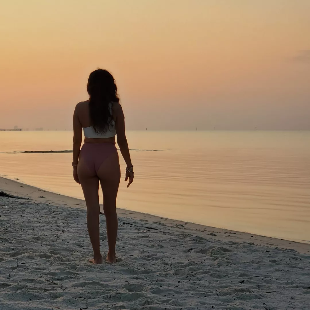 Beautiful sunsets need cloudy skies...