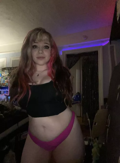 big tits, big ass and huge goth heart 🖤🤟🤭🌷💕