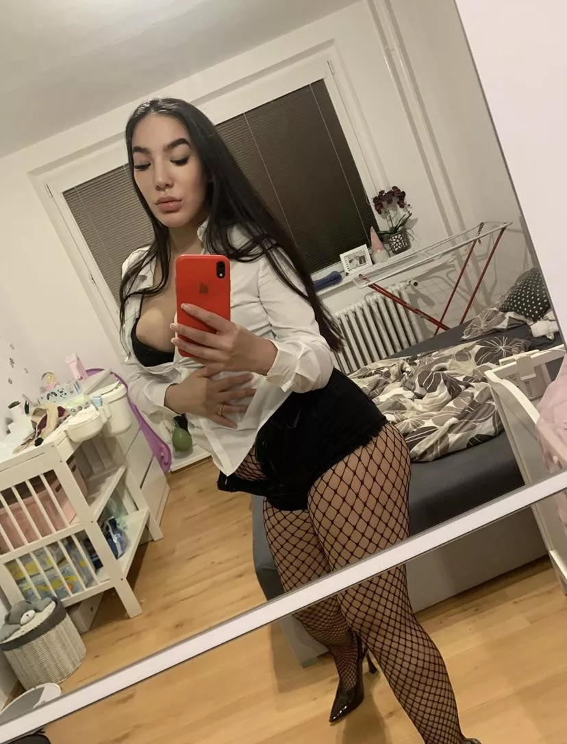 Can I be your little slut student ?