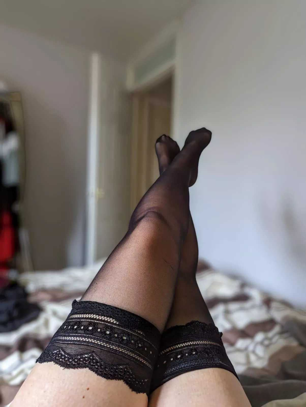 Come and open my legs up this evening