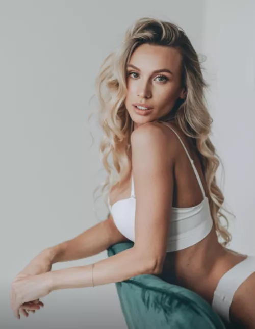 Daydreaming about being called baby girl