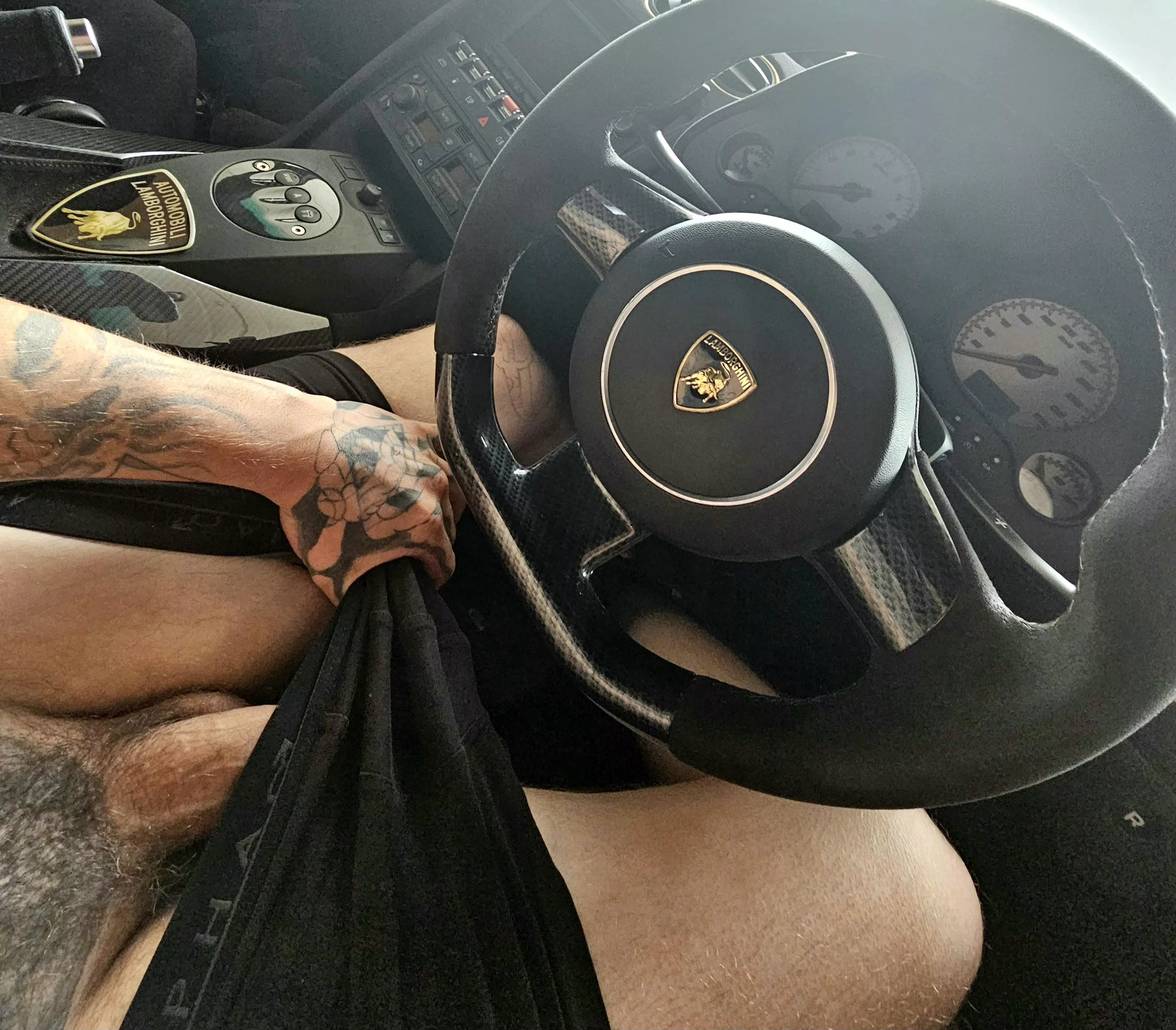 Do u like cars and cock?