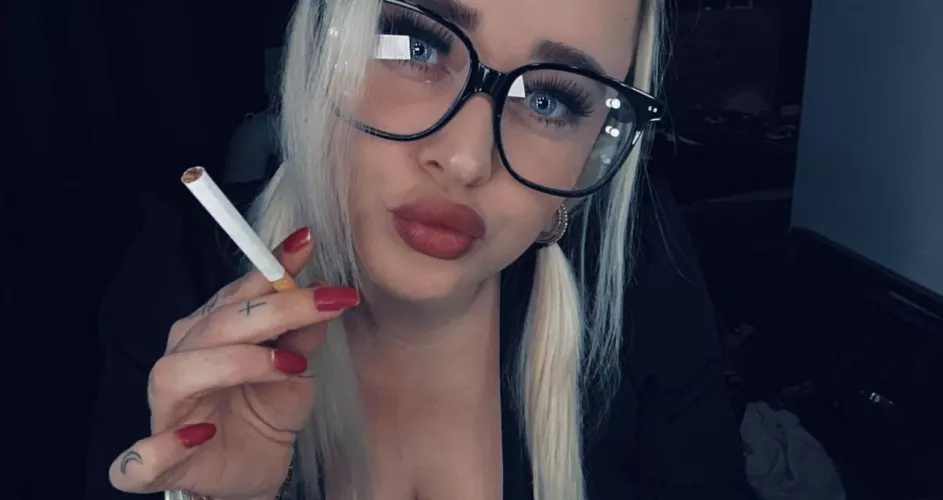 Do you have a lighter for me bby? 🥰