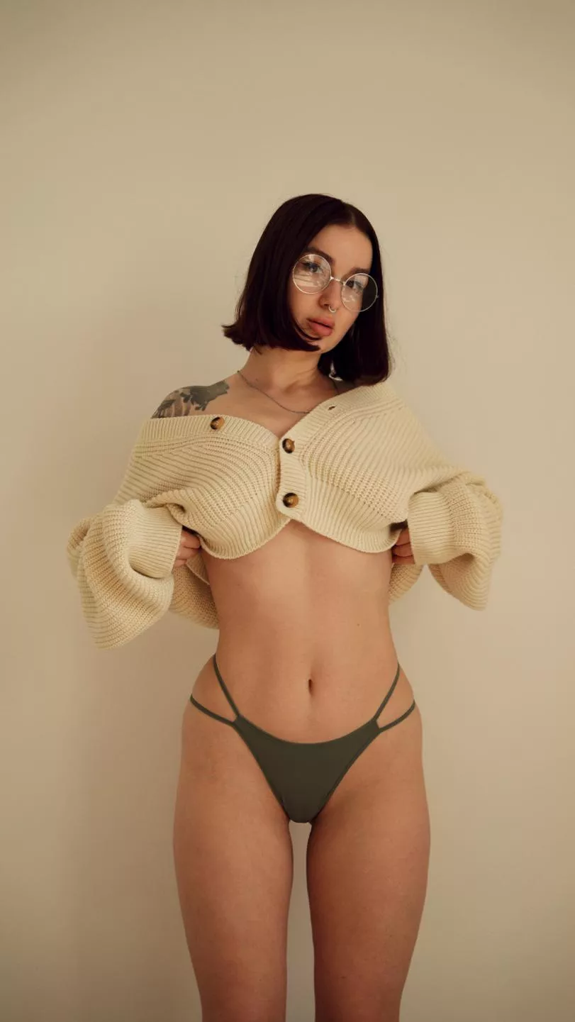 Do you think I should take off my jacket?