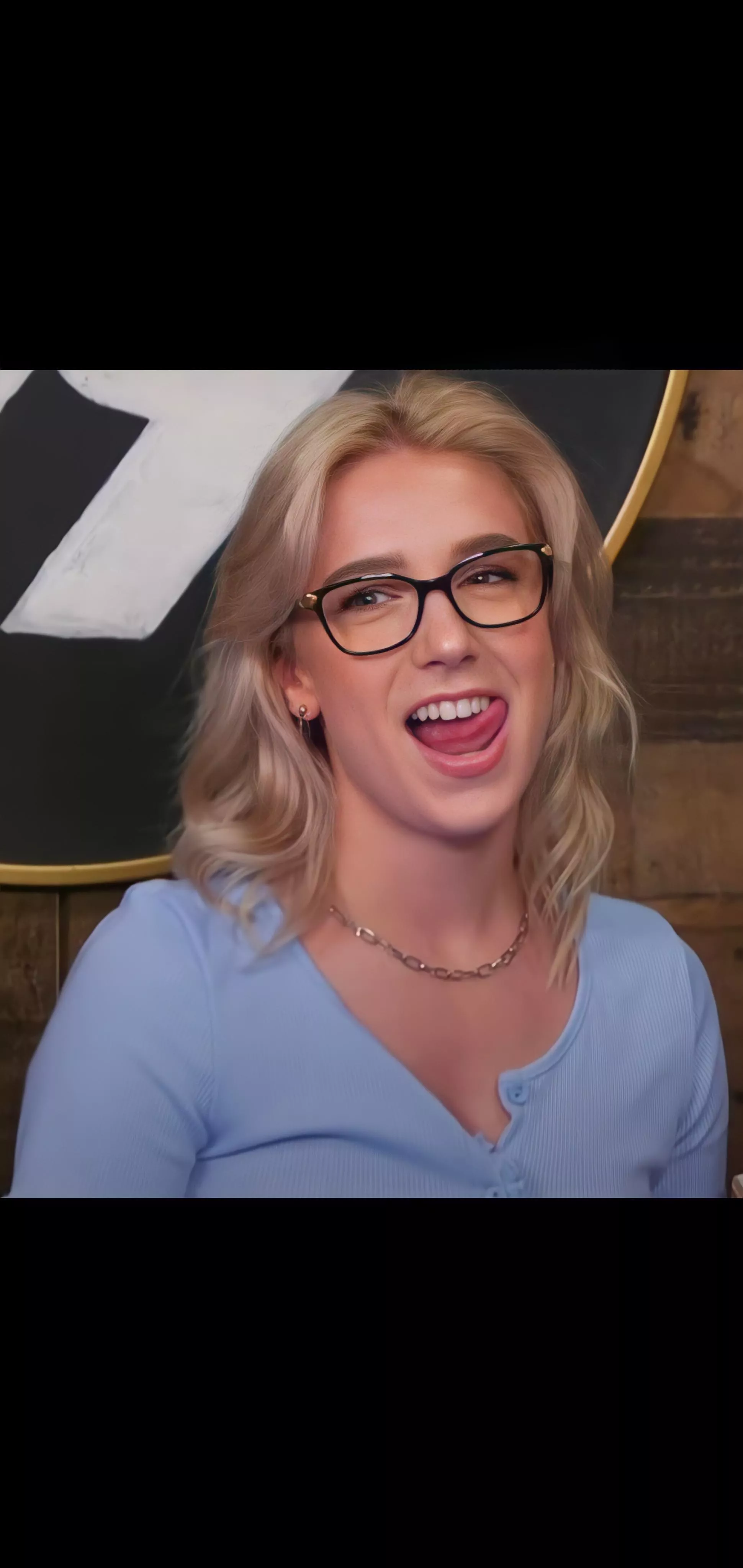 Feeling really lonely lately and would love for someone to play as my biggest crush Courtney Miller in a longterm/ romantic roleplay