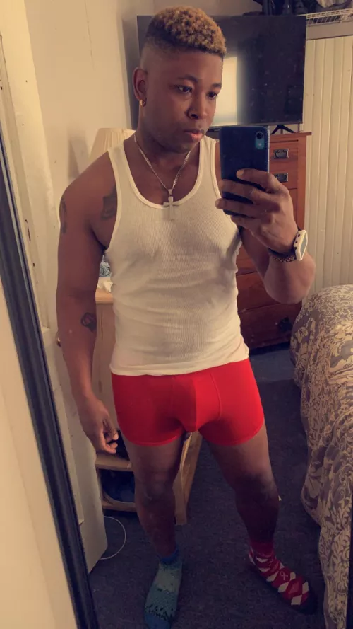 Gay 33 m USA