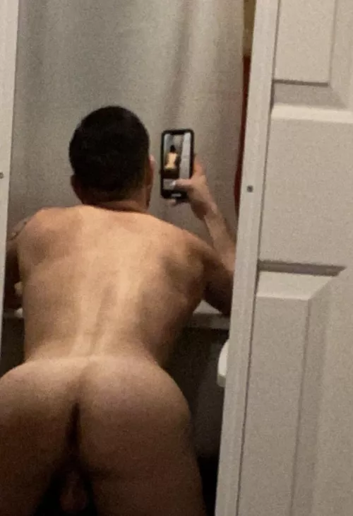 Gaymer dad 40 who wants to play