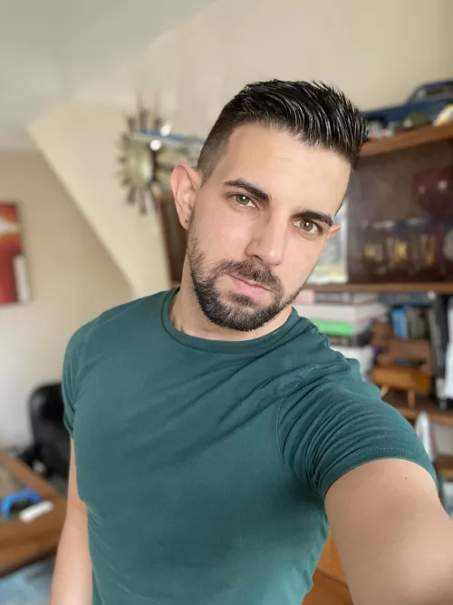 Got to go shopping before my Gaming/Recording afternoon!