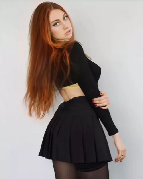 Have you ever be dommed by a blonde if no send a chat[domme]