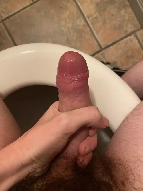 I wanna be outsizes by a boy younger than me, any age is welcome