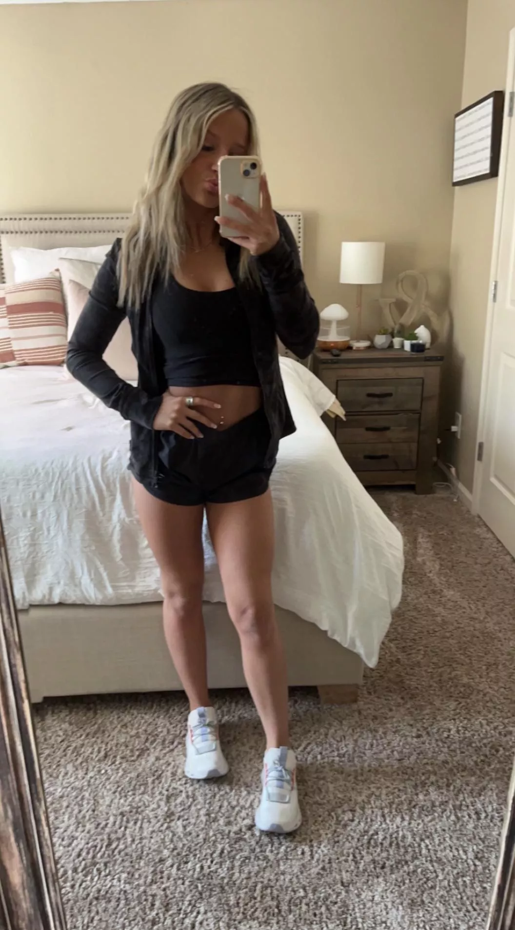 I’ll rate your dick :) pm me if you’d like