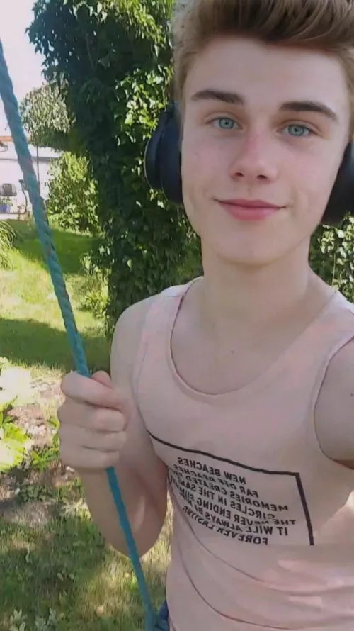 Im really missing summer and sun 🥺☀️