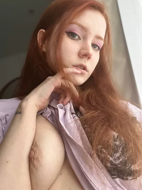 Im thinking why don’t you play with me baby