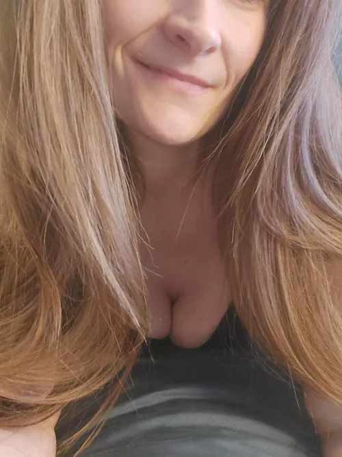 Just the right angle. 😘