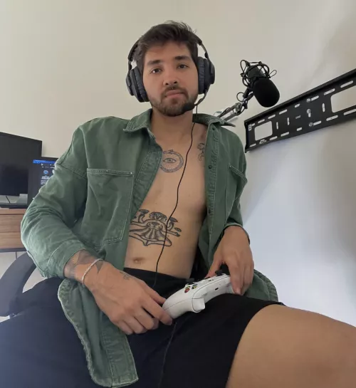 Just watched the Ahsoka trailer and now I can’t wait 👁️