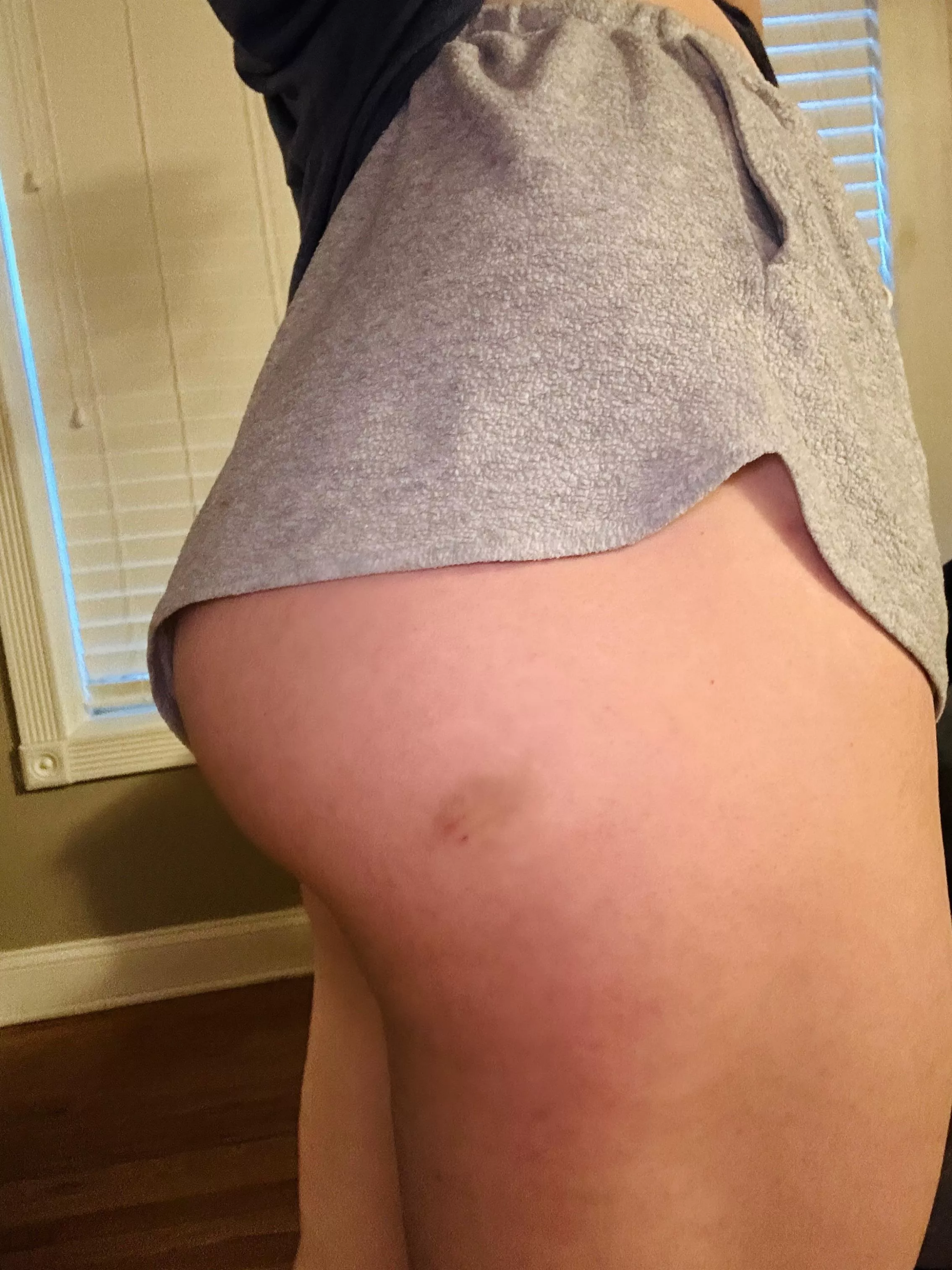 Leave me bruised and wanting more 😏