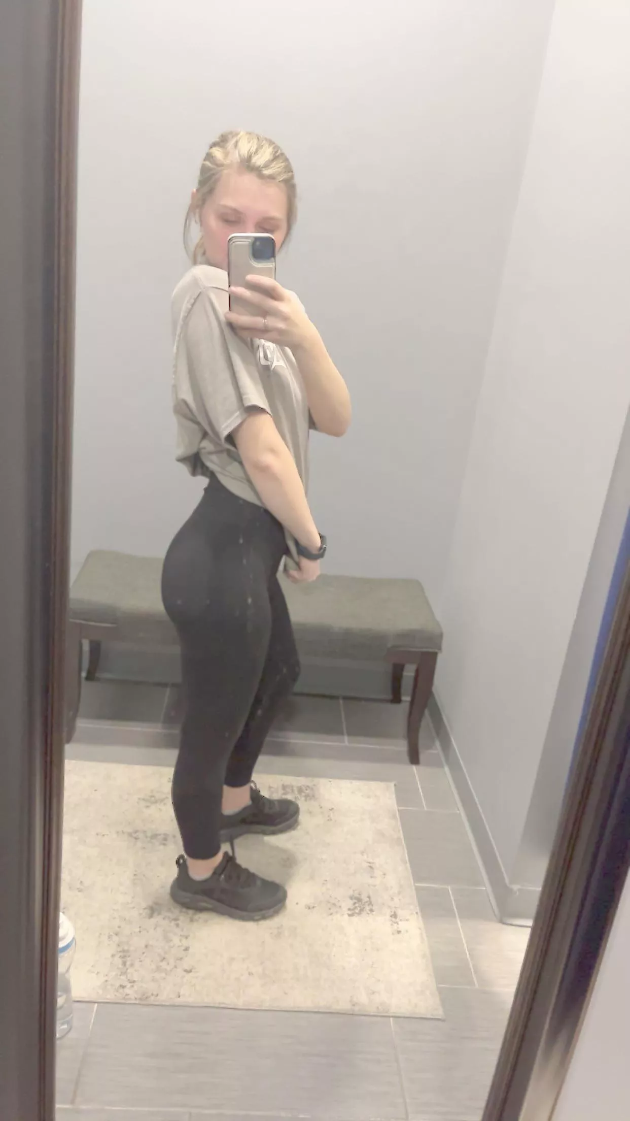 Leg day it hard today 😉😮‍💨💪🏻