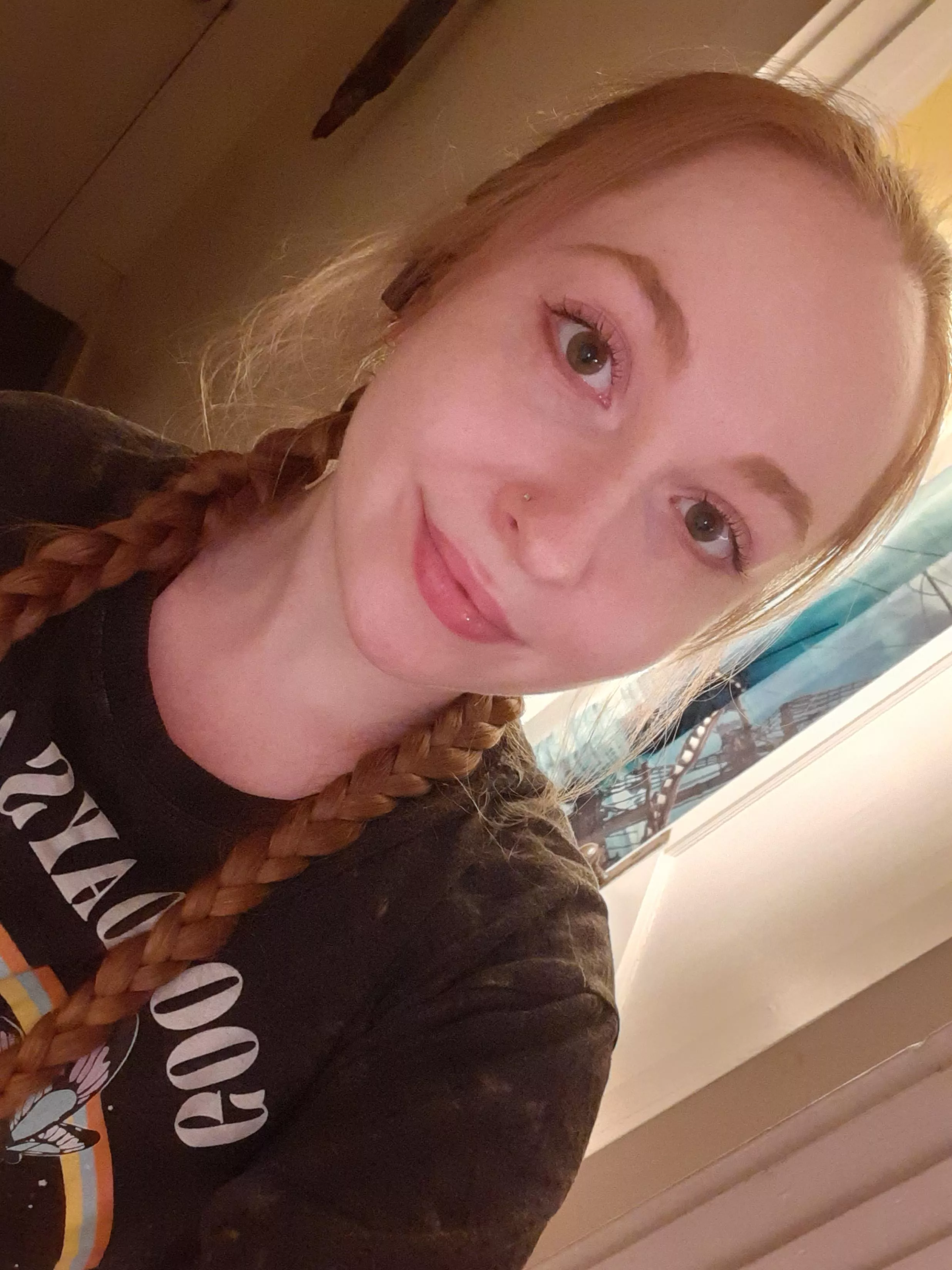 OC F23 strawberry blonde💚