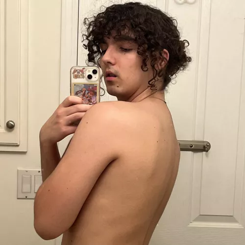 portrait pose!! i love my hair like this