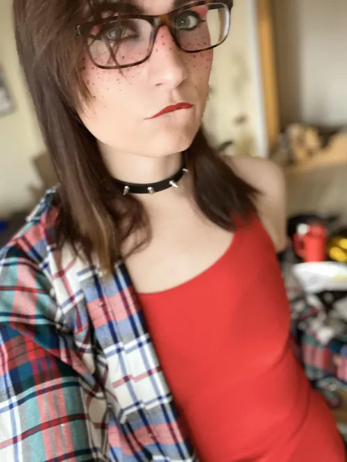 See? I'm wearing my collar like a good girl