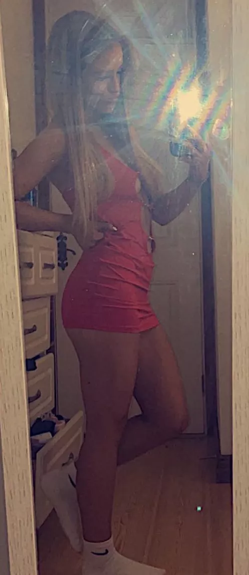 Short skirt = long list of kinks