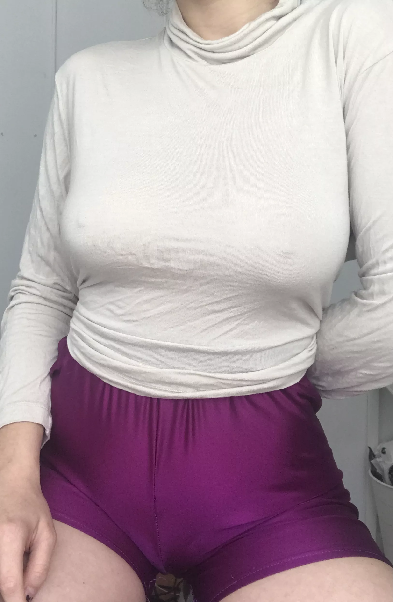 Sorry about my wrinkled clothes..