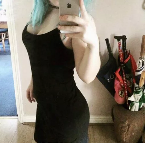 Those curves...oh my