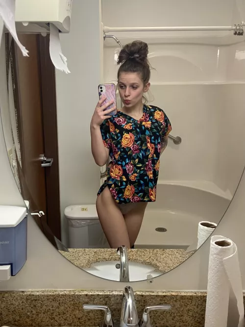 Time to show my coworkers how slutty I am