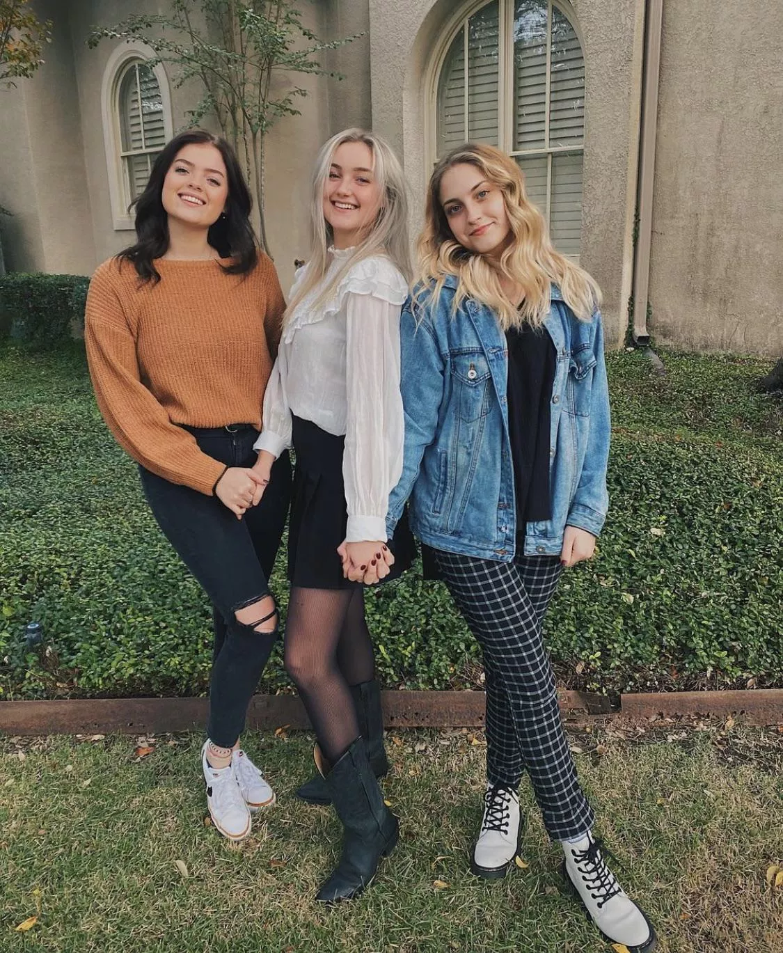 Which sister is hottest