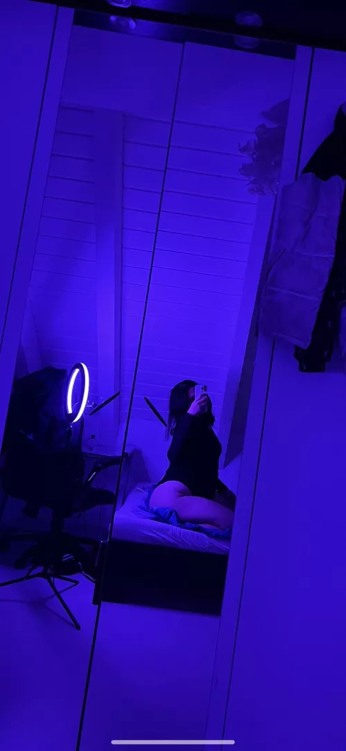 Woke up really horny.. can you help me ?