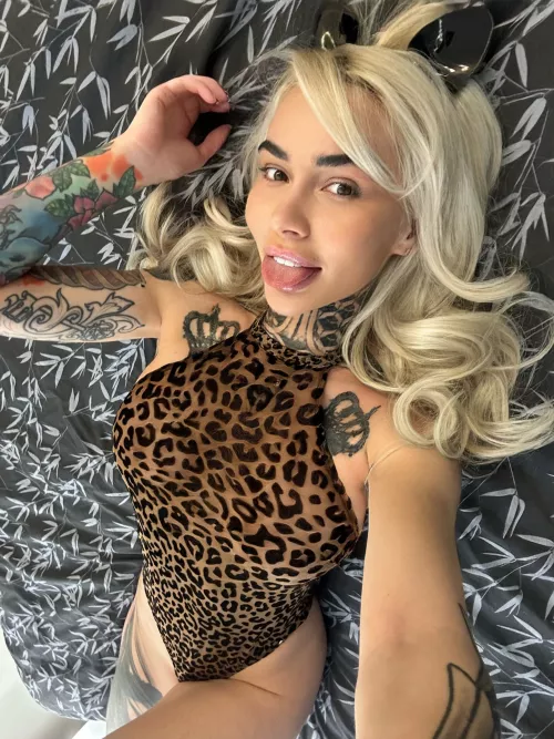 Would you handle such a big tits?