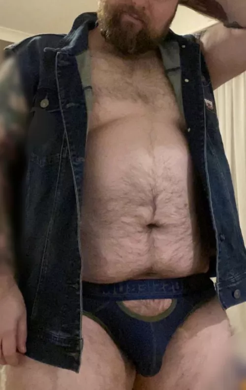 37m bisexual daddy bear dm me