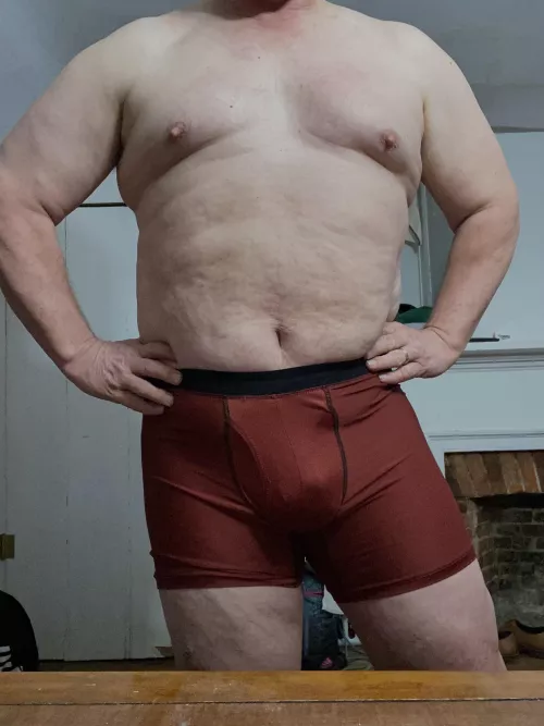 (48) Do you want to see what is inside the package?