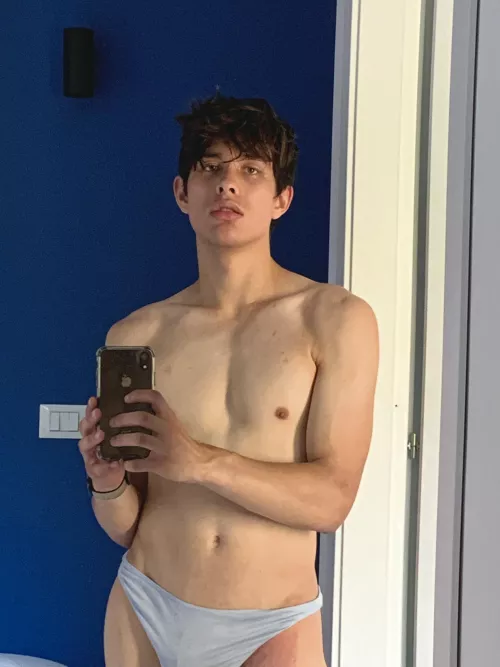 Am defo gonna delete this soon but enjoy it while it’s here ;)