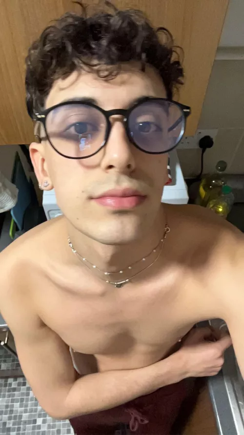 any dads wanting to look after a son? 🥺