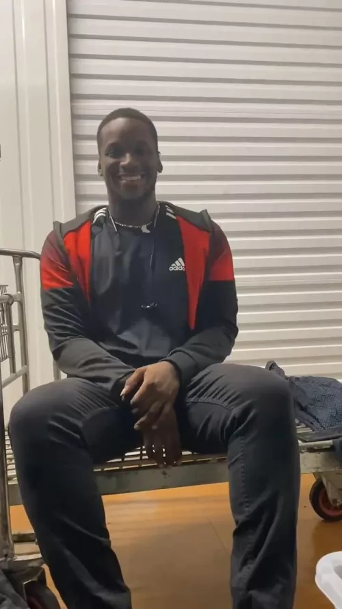 Anyone else feeling rather lonely 😅 Chat?