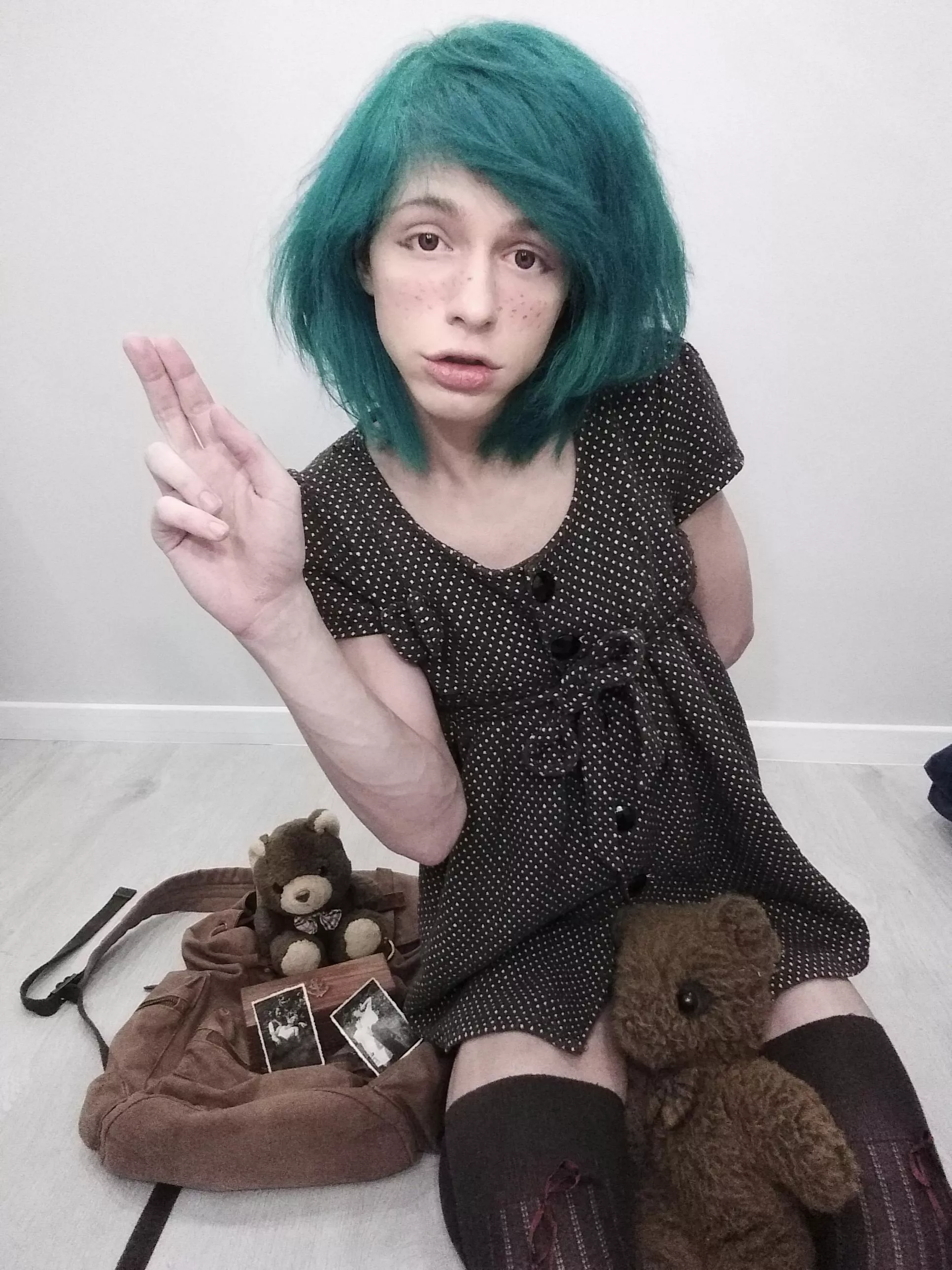 Excuse me, Sir. I lost my timeline. Can u help me get back to 1923? 😣