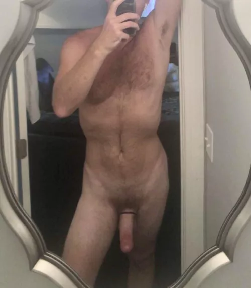 Get on your knees for this 6ft5 hairy daddy’s cock