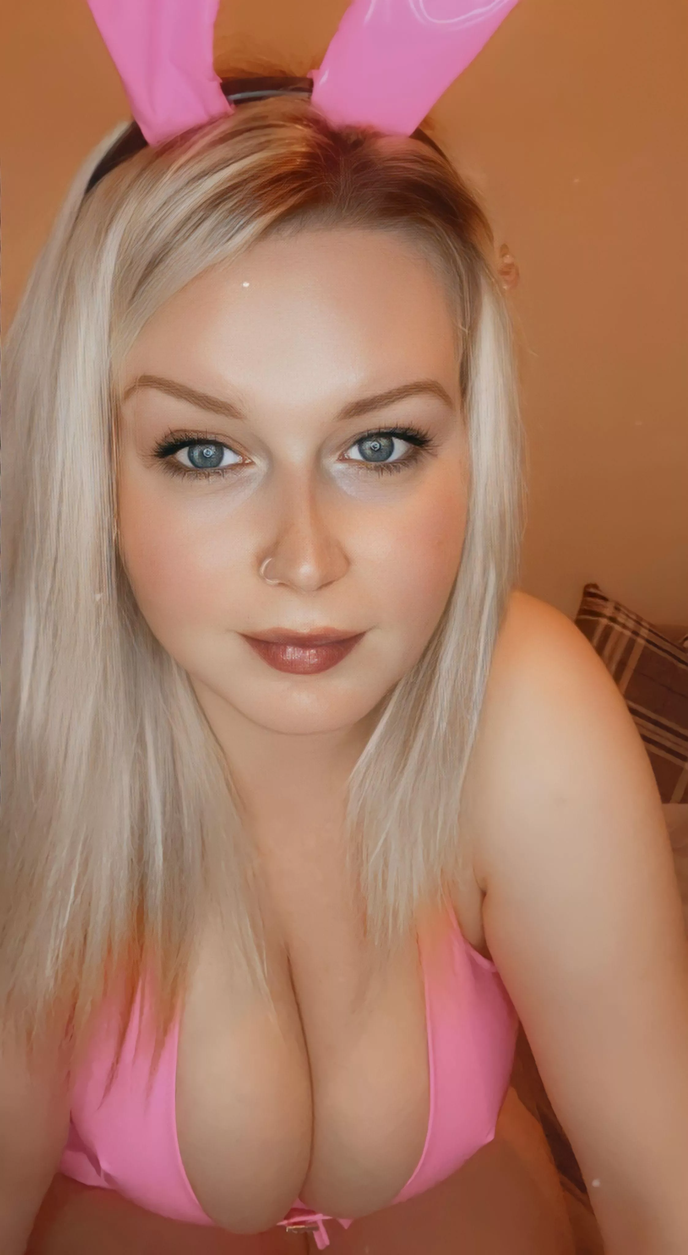 Happy Easter 🐰 FREE & VIP page in comments