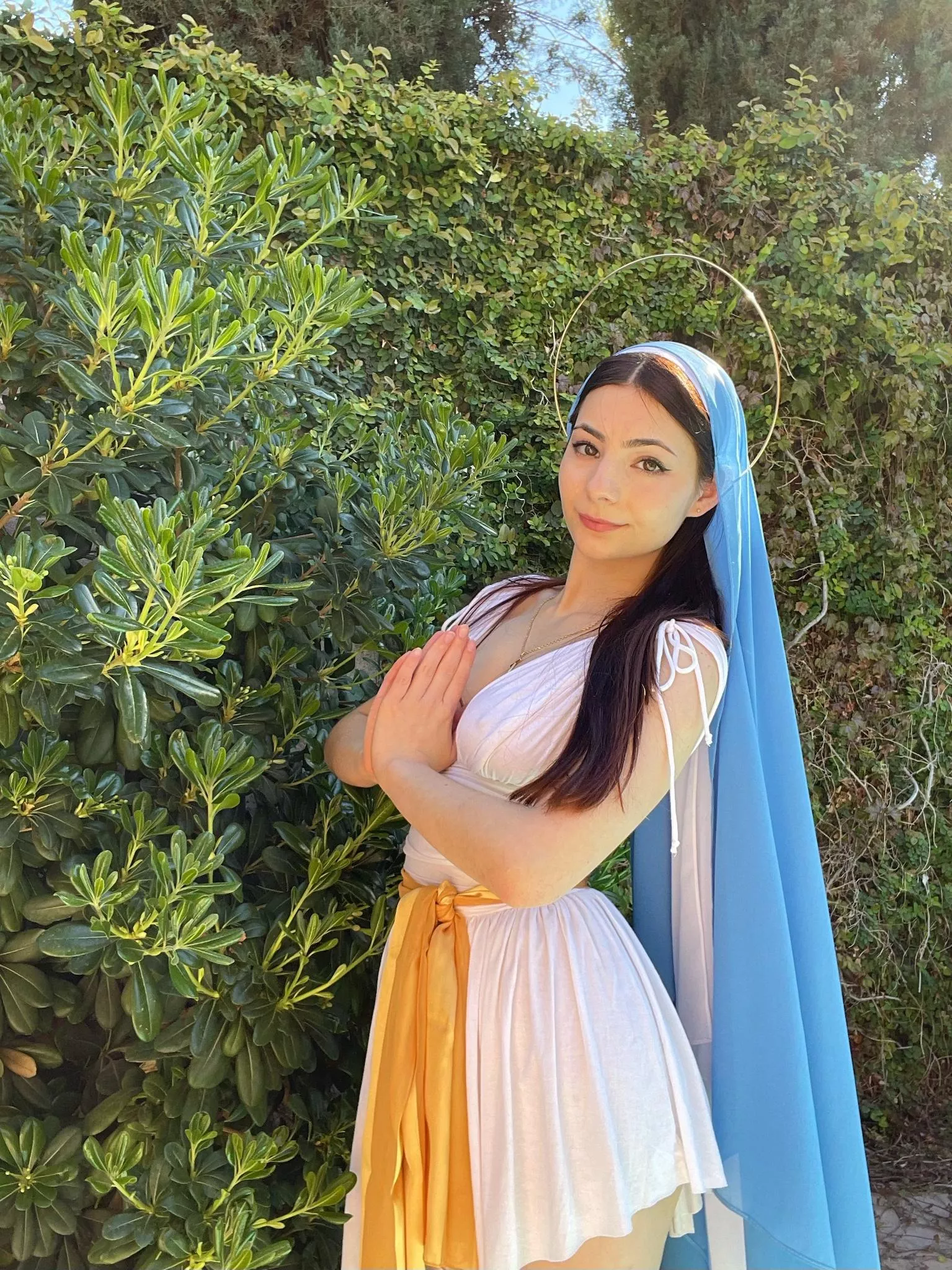 I dressed up as Mary (f)or Easter!