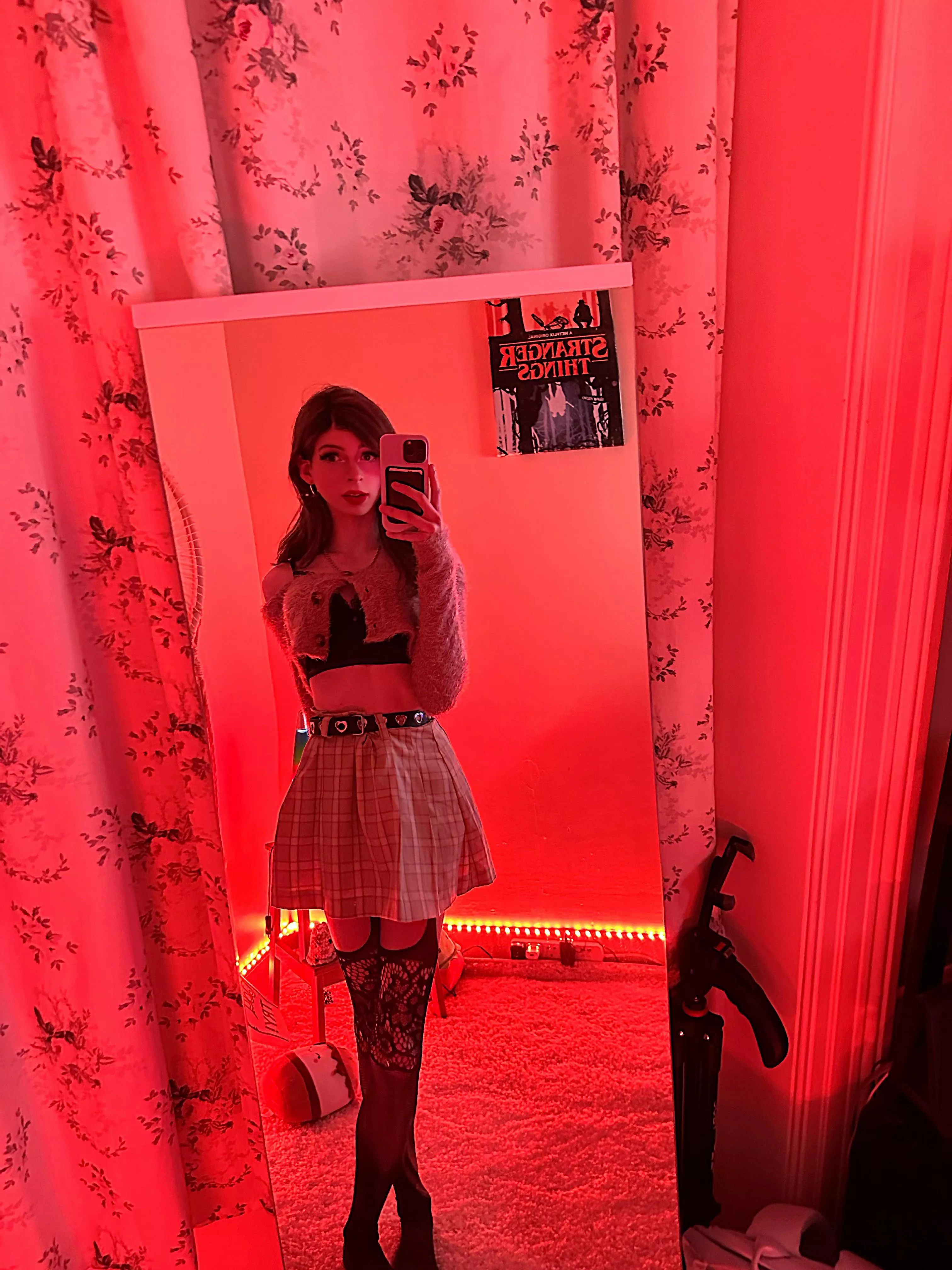 i love wearing feminine clothes i feel so good in them xx