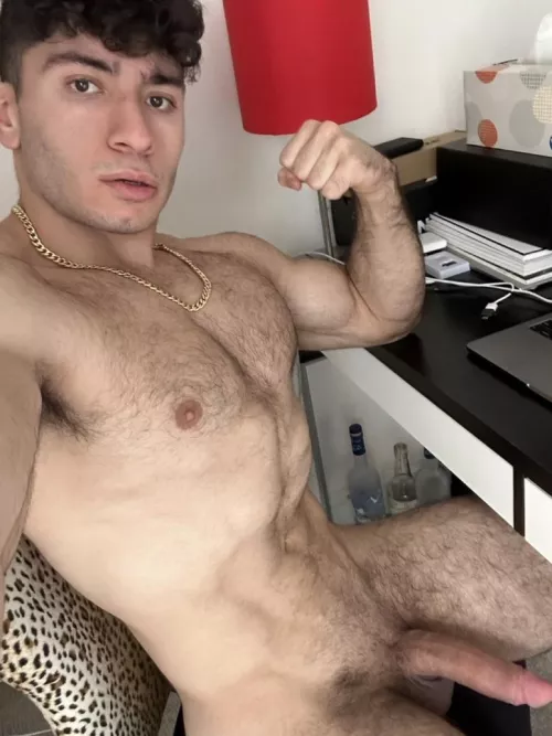 I tame brats to learn how to take orders from Master with obedience. You will behave for Daddy.