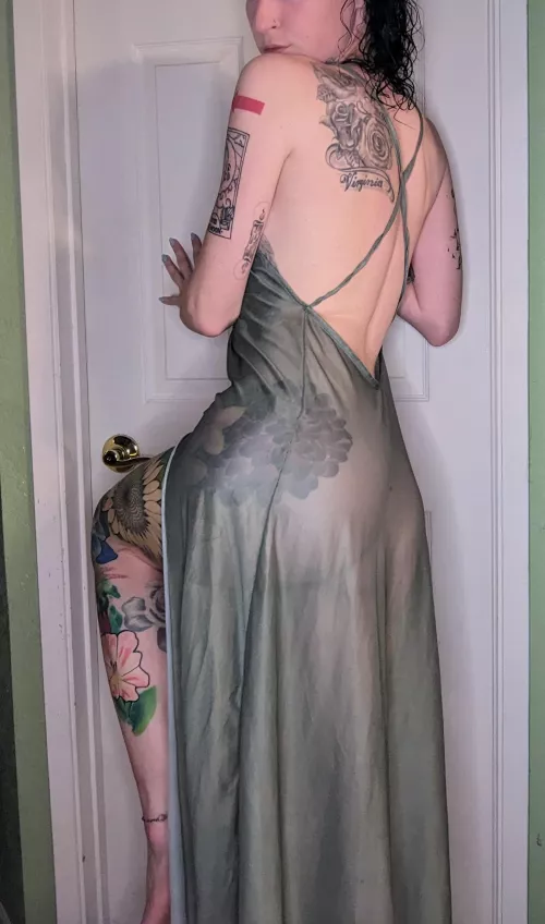 I'm feeling pretty fuckable in this sheer dress 😍🔥