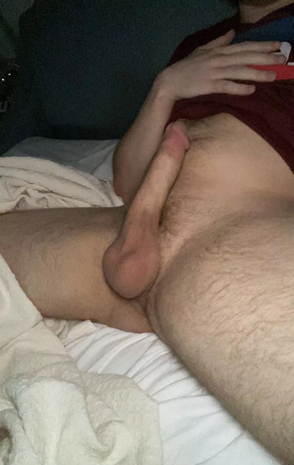 It feels so heavy :3