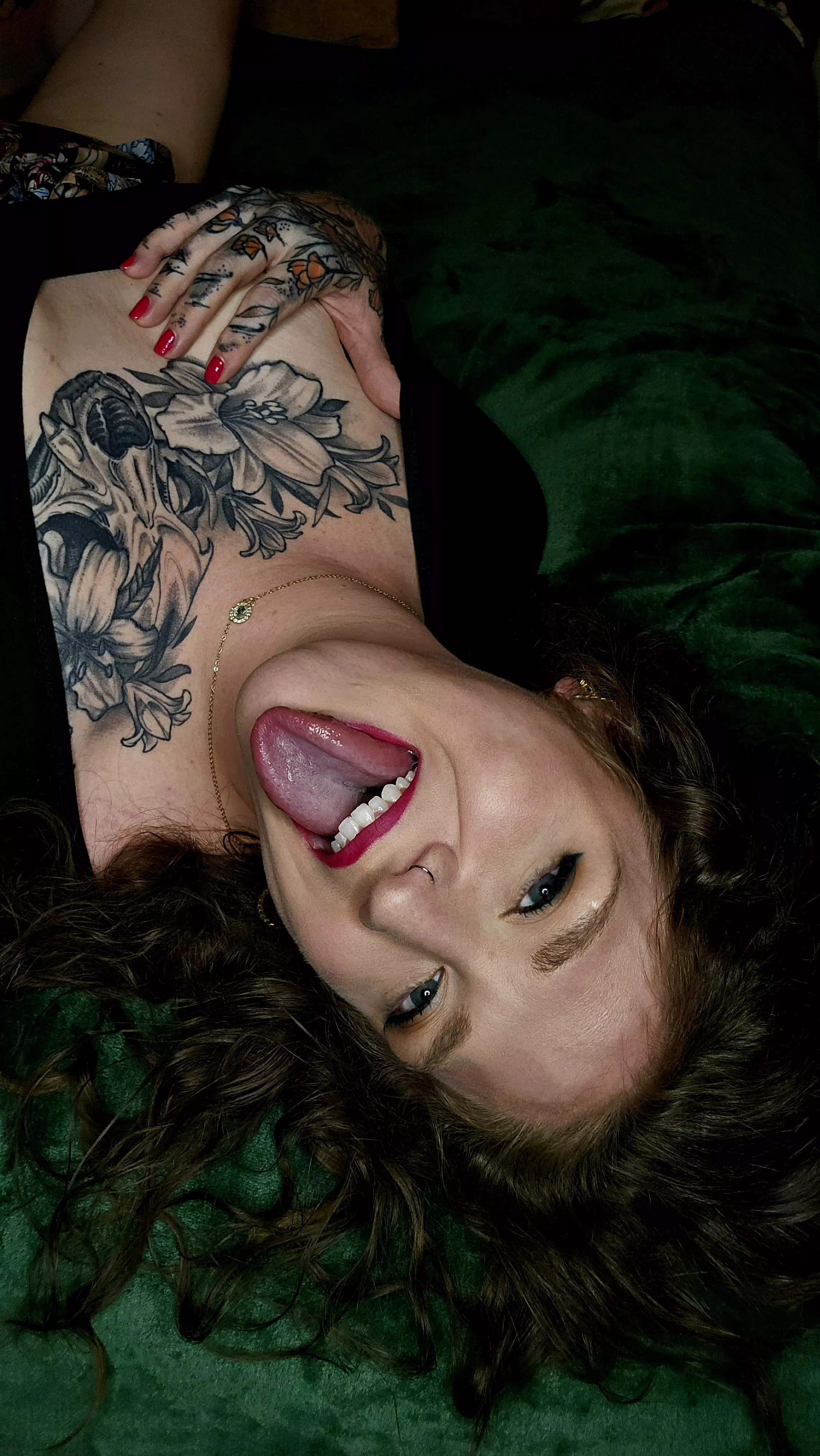 I've missed a few Friday Fan Club posts, hope you'll let it slide 😎🤌🏼💦