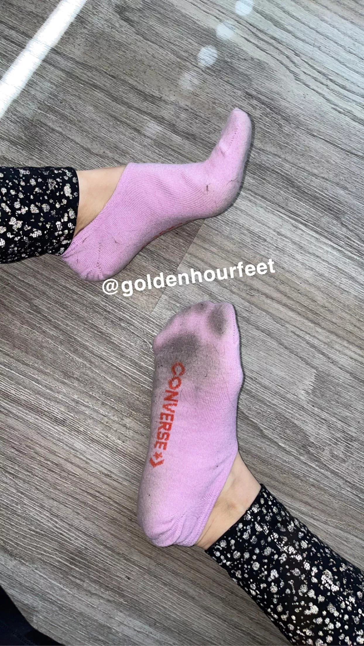 Look at those toe prints😈 [selling]