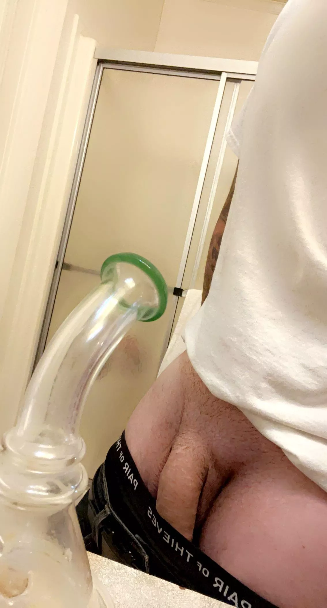 Someone come smoke with (M)e