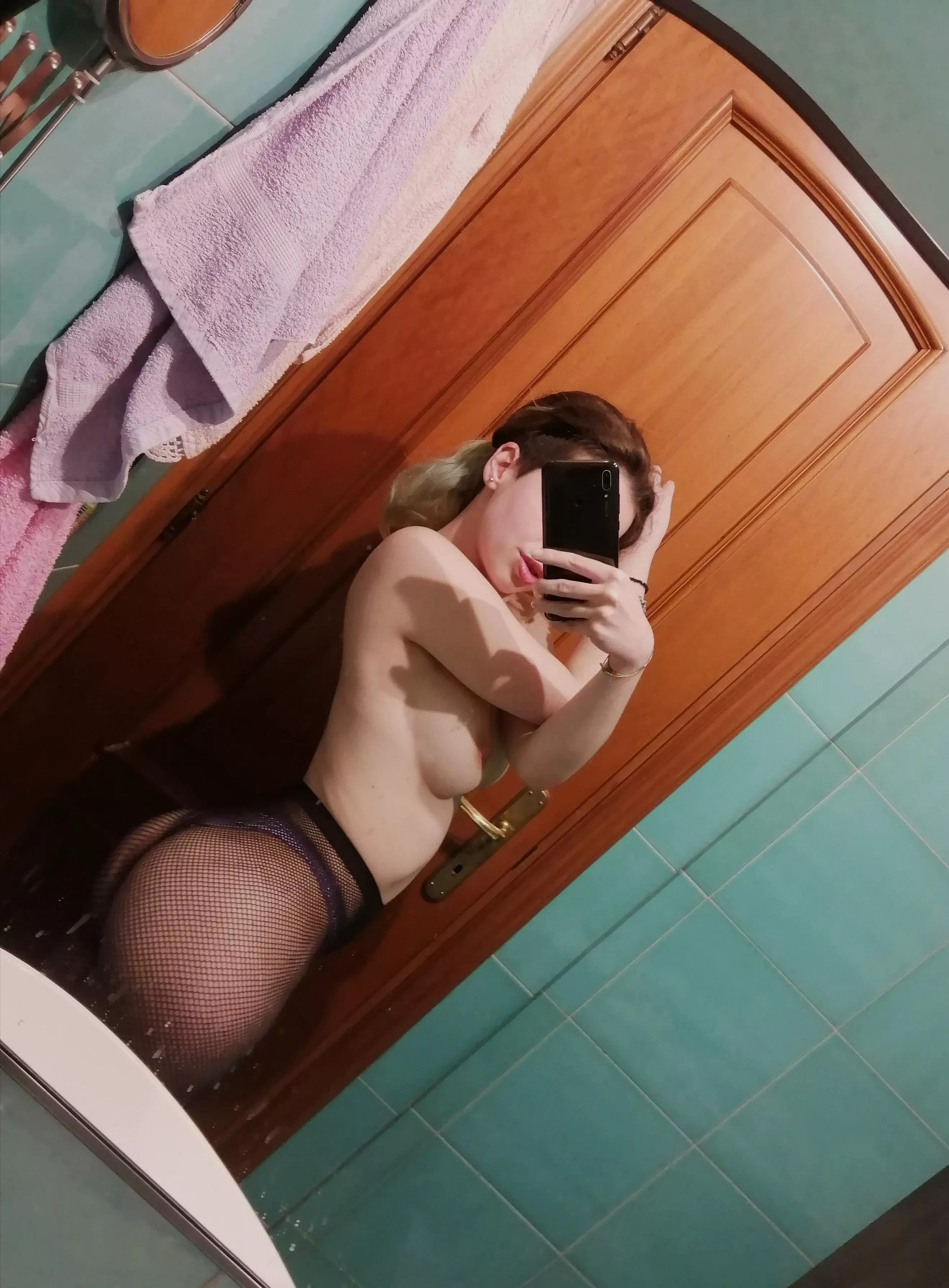 Someone's in need of booty? I got plenty 🖤