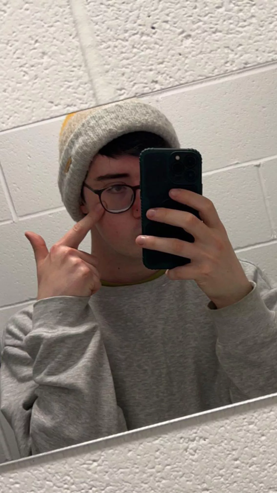 Spending Easter trying to 100% Skyrim for the 3rd time 😬